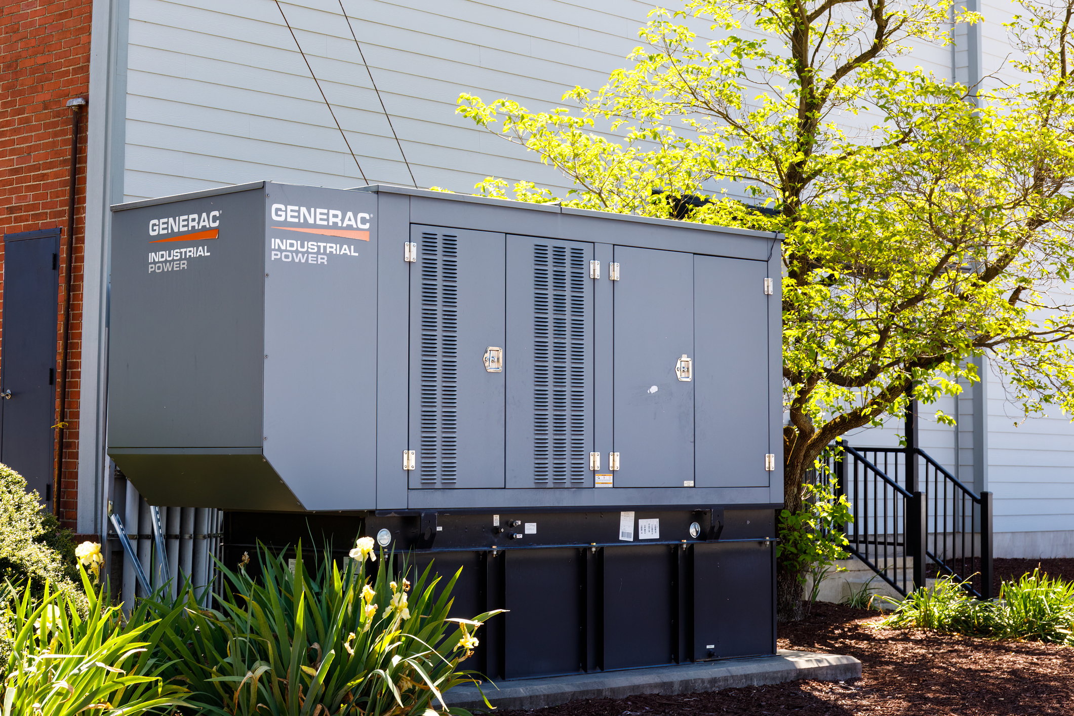 7 Ways to Make Sure Your Generator Maintenance Plan Is Storm-Ready
