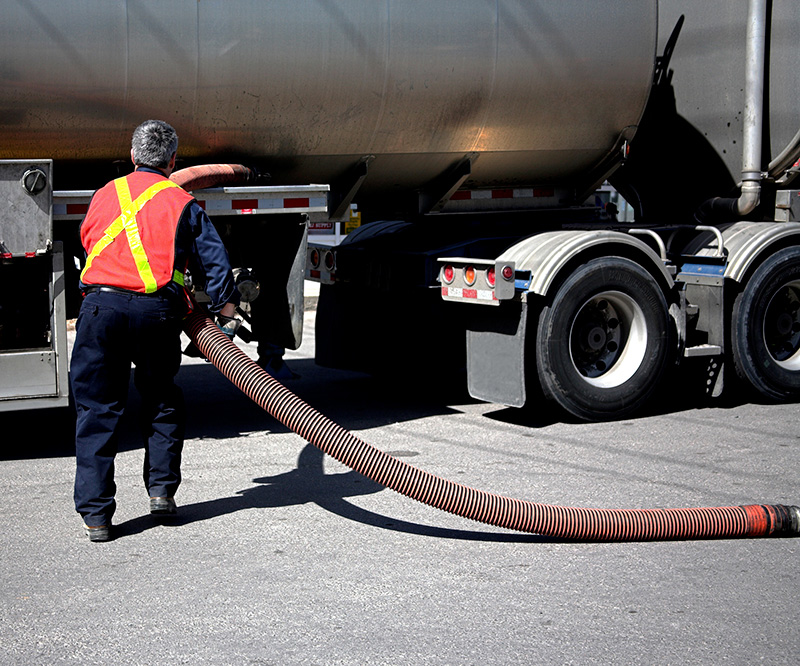 Is Wet Hose Fueling Right For Your Fleet?