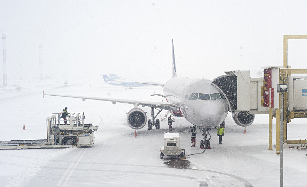 Best Practices for Fueling Aircrafts in the Winter